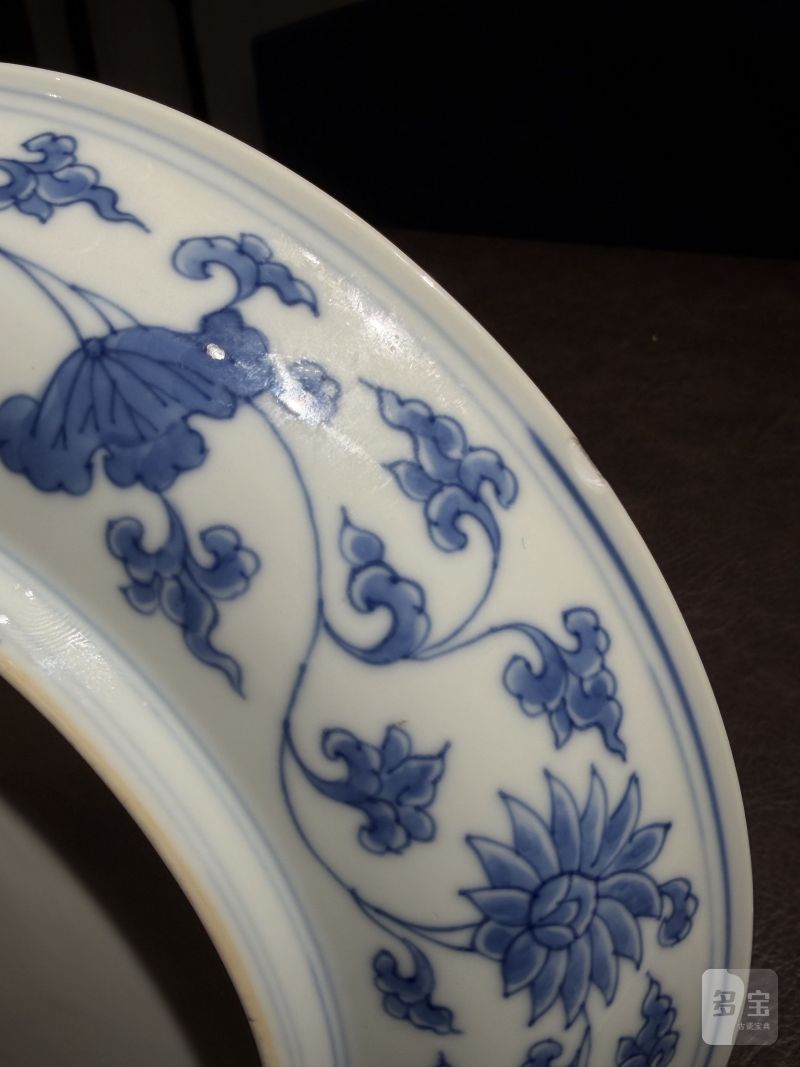 清康熙 仿成窑青花树石栏杆花卉纹盘 - 图14
